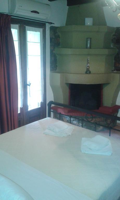 Traditional Guesthouse Archontoula Paleósz Pandeleímon Kültér fotó